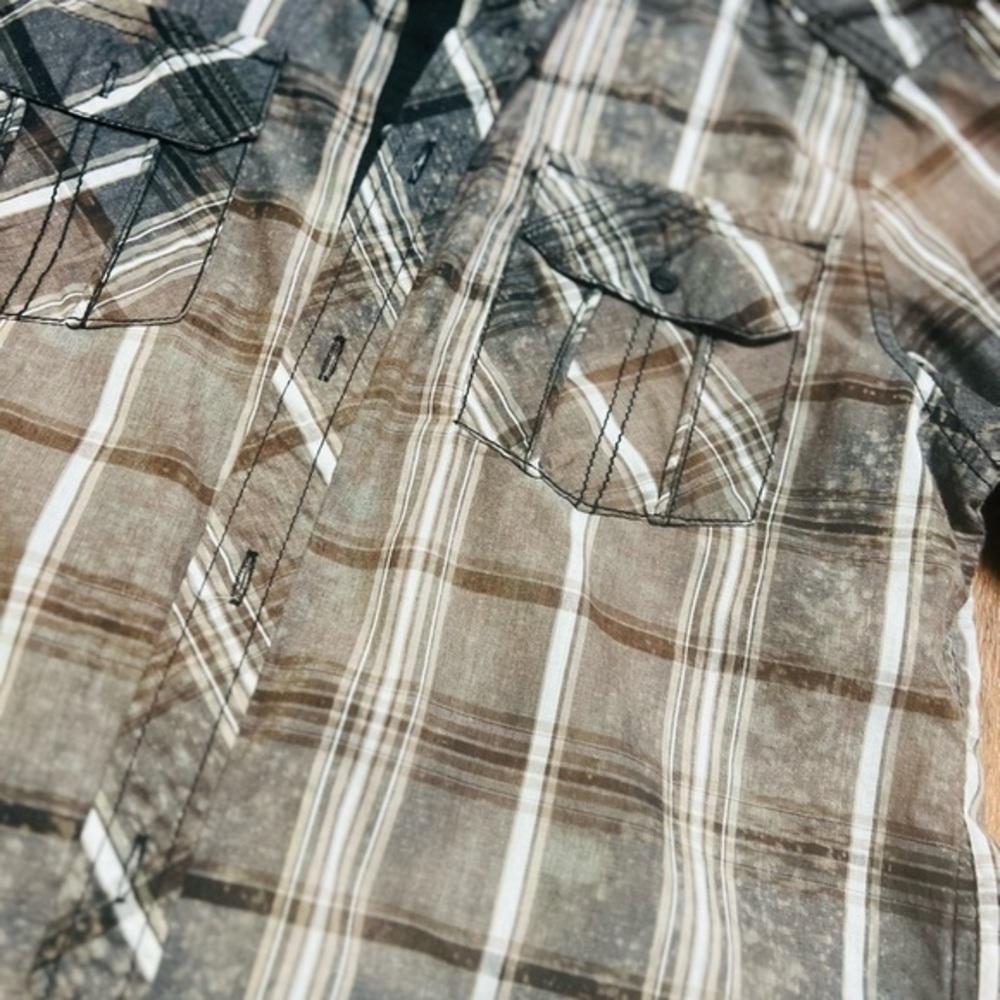 Distressed Shirt - Picture 6 of 14